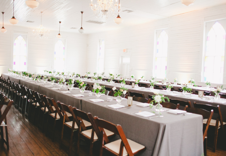 Mercury Hall Fall Wedding // Florals by The Nouveau Romantics // Austin Wedding Planning and Event Design Studio
