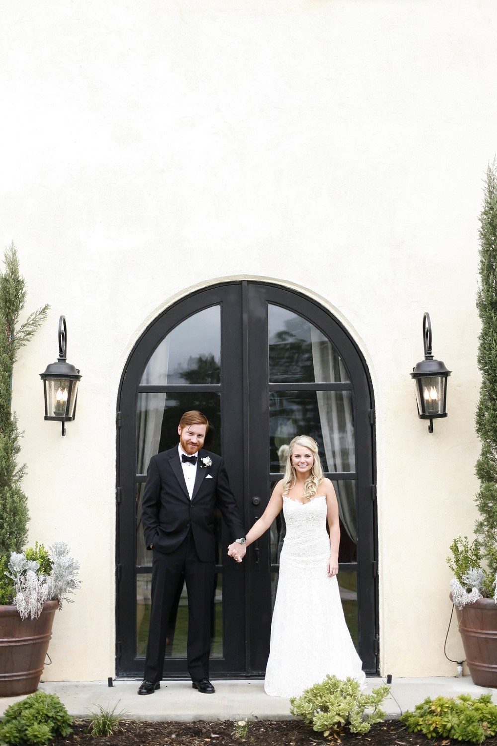 Texas wedding featured on 100 Layer Cake - The Nouveau Romantics